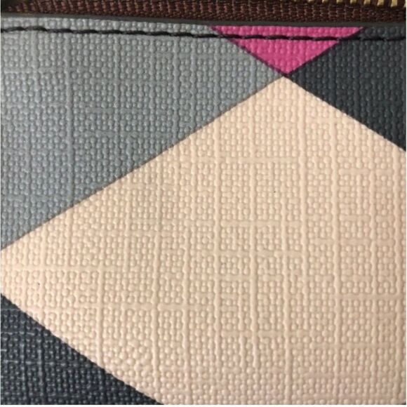 FOSSIL WALLET FOR WOMEN BIFOLD COLOR BLOCK SMALL LEATHER WITH ZIP COIN HOLDER - Picture 2 of 5